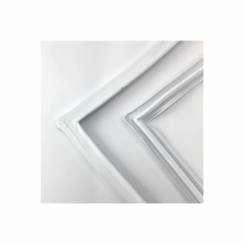 uszczelka drzwi do lodówki Beko i Indesit kod 4331815700